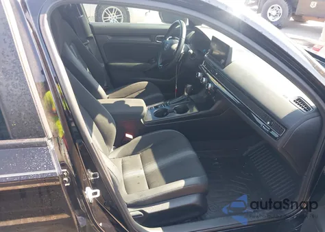 2022 Honda Civic Sport z USA, uszkodzony, nr VIN 2HGFE2F52NH551304